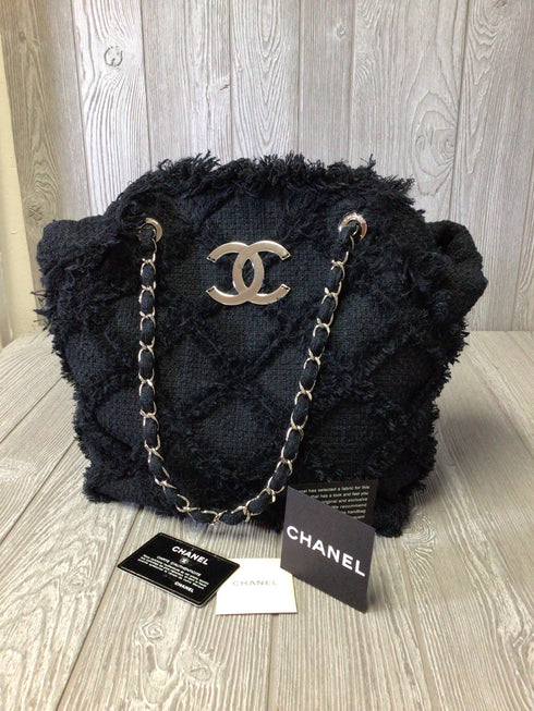 Chanel Quilted Tweed Tote Pre-owned