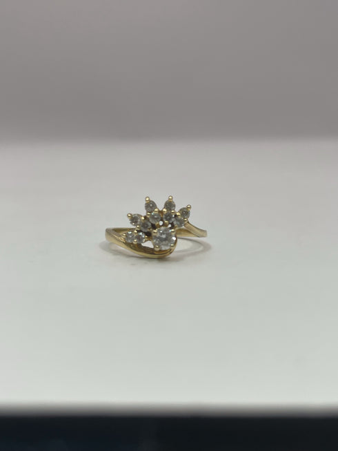 14k Gold Diamond Vintage Ring