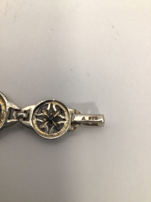 Silver Round flower medallion link Bracelet Vintage