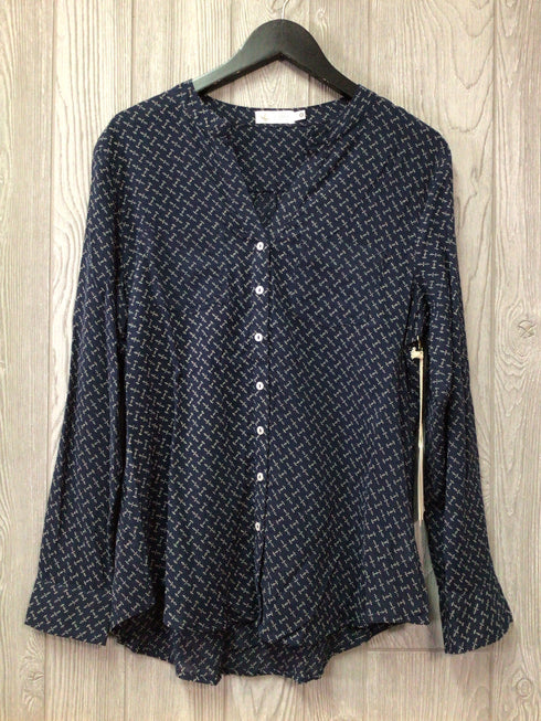 Carve Gauze Top New Size Medium