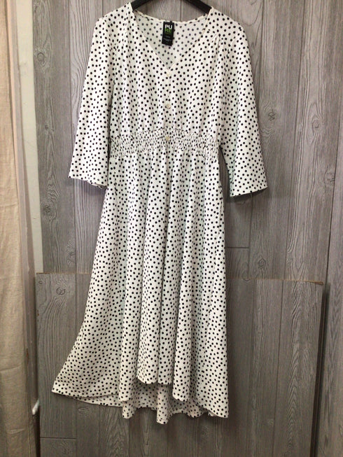Pure Essence Dress Size Large
