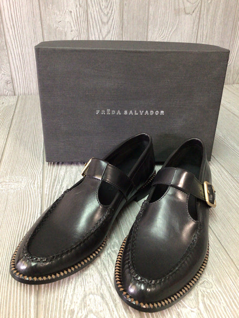 Freda Salvador Wilde T-strap Moccasin Size 10.5 New pre-owned
