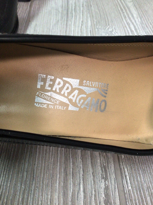 Ferragamo Vintage Pumps Size 9