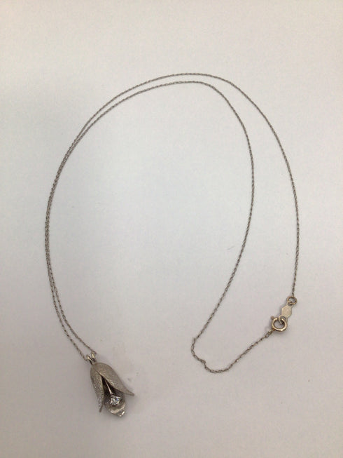 White Gold Bell Flower Pendant Vintage Necklace