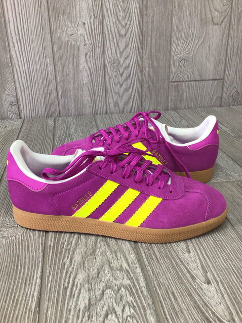 Adidas Sneakers Size 8.5 New