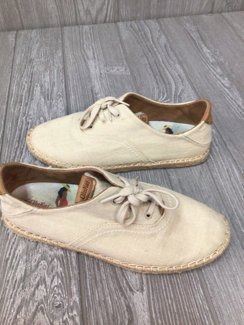 OluKai Shoes Size 8