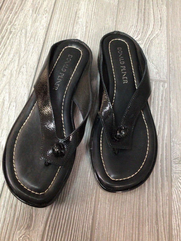 Donald J. Pliner Platform Thong Sandals Size 7.5