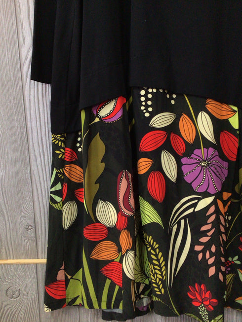 Alembika Dress Size Medium