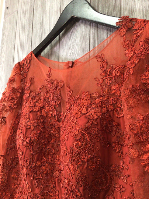 Lace Gown Size Medium
