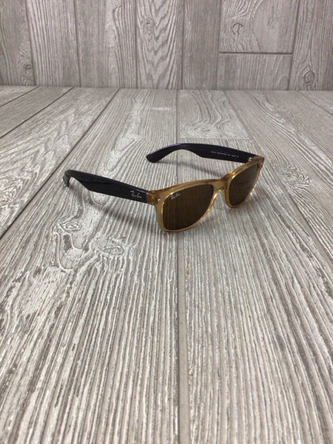 Ray-Ban Sunglasses New Wayfarer 945 52-18 3N