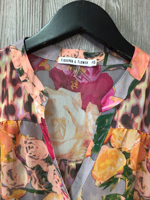 Figueroa & Flower Top Size Small-Petite