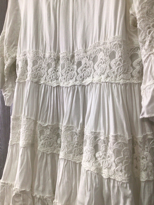 Sacred Threads Top Size Small
