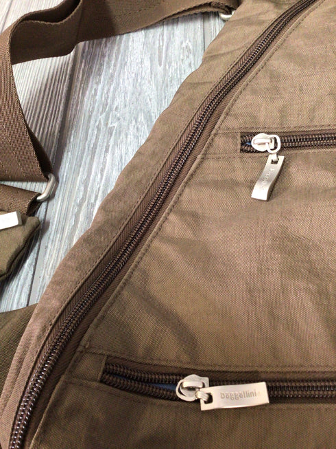 Baggallini Sling Backpack