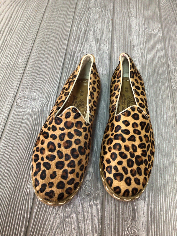 Sabah Suede Flats Size 8.5-39