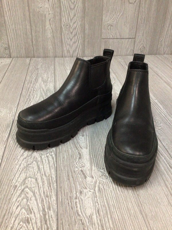 Ugg Boots Size 7