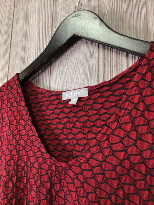 Habitat Top Size Medium