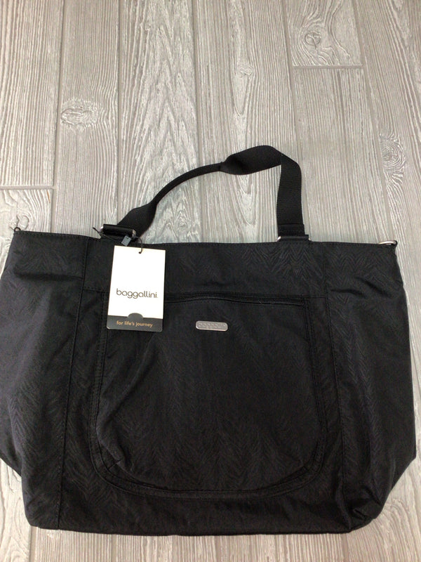 Baggallini Black Pocket Tote New