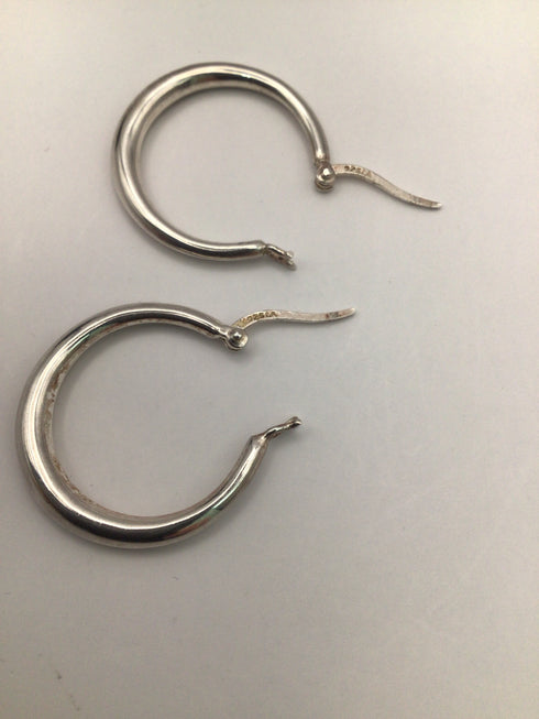 Sterling Graduated Hoop Earrings