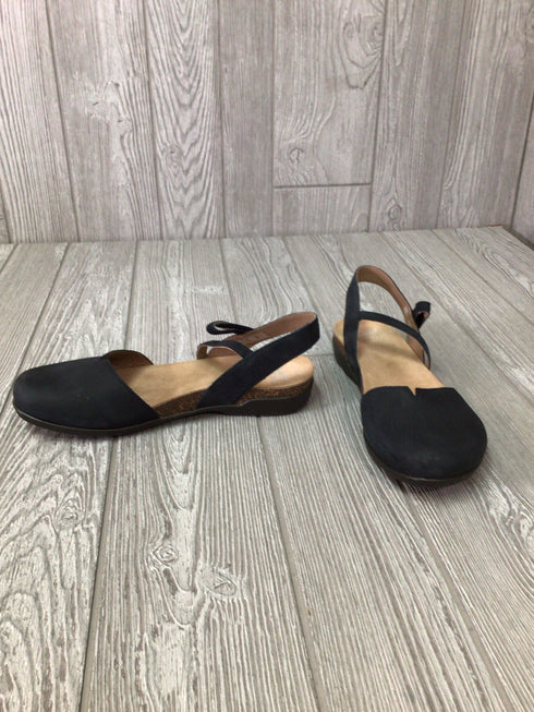 Dansko Rowan Black nubuck Size 10-41