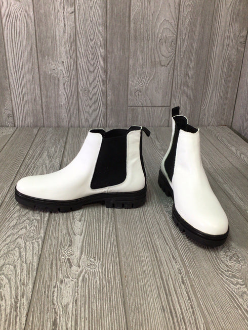 Eric Michael Chelsea Boots Size 9-40