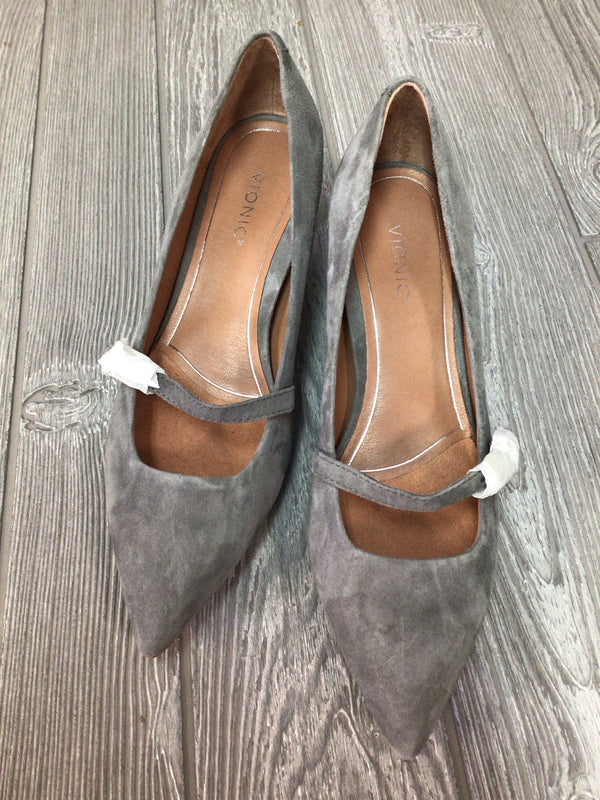 Vionic Mary-Jane kitten heel Pumps Size 8