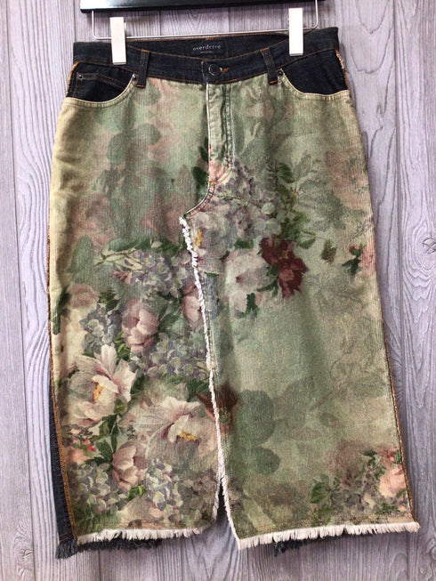 Overdrive Italy corduroy Skirt Size 10