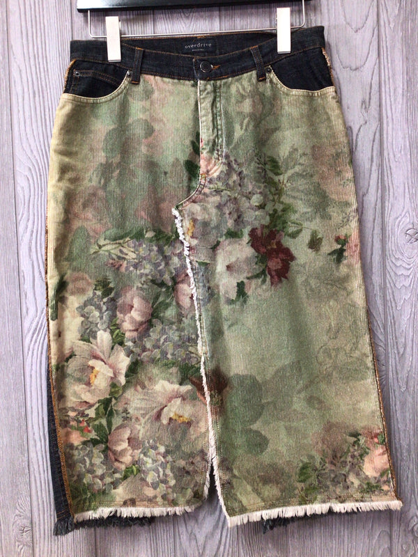 Overdrive Italy corduroy Skirt Size 10