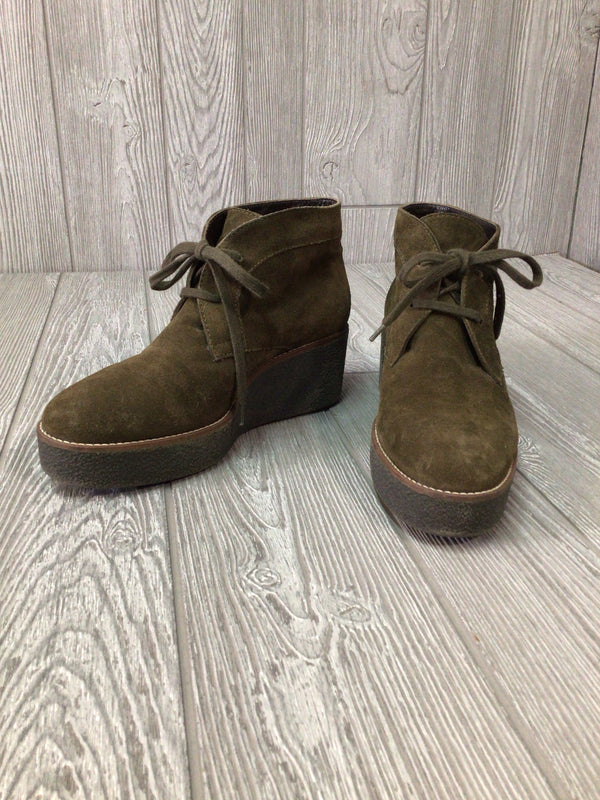 Aquatalia Platform Suede Desert Boots Size 7.5