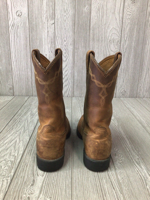 Ariat Cowgirl Boots Size 8