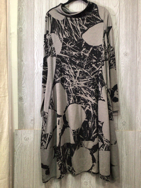 studio rundholtz Dress Size Medium