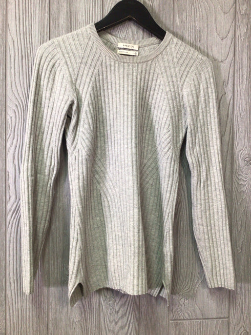 Babaton Sweater Size Small