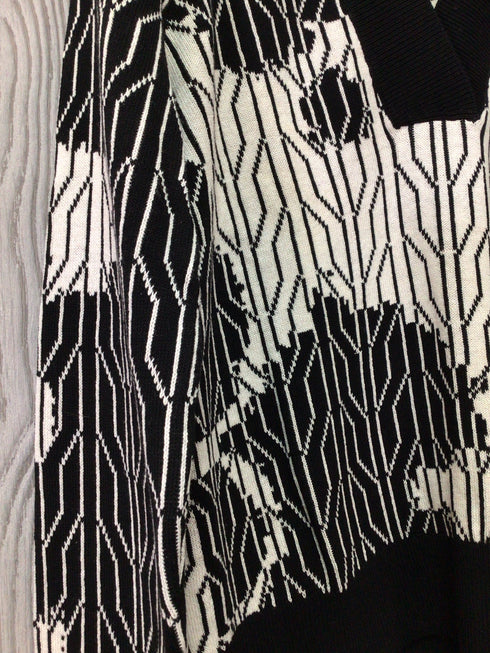 Nic + Zoe Sweater Size Medium