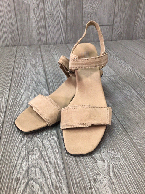 Munro Sandals Suede Size 9