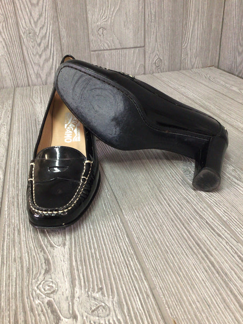 Ferragamo Vintage Pumps Size 9