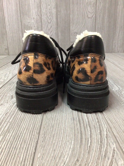 Shultz Cheetah Hiking Boots Size 9.5