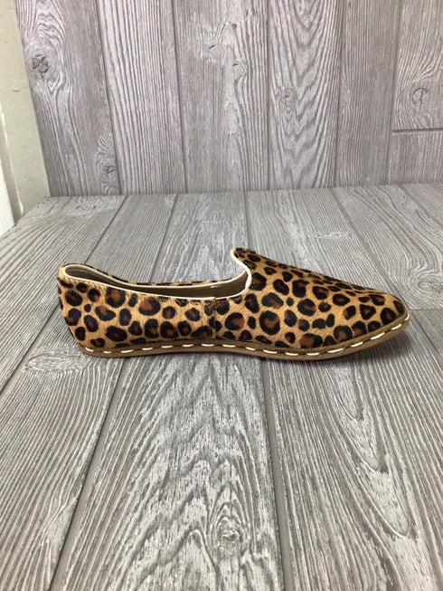 Sabah Suede Flats Size 8.5-39