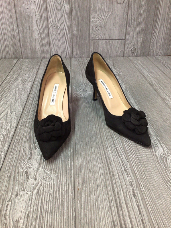 Manolo Blahnik Size 8.5 Pumps