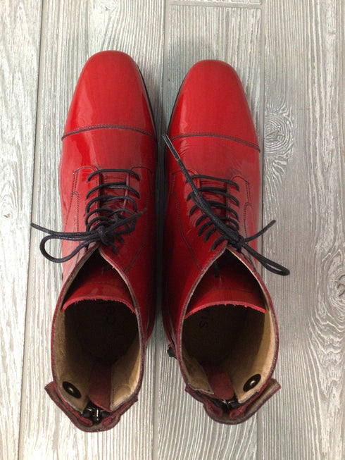 Celeris Alba Boots Size 42.5