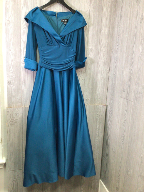 Jessica Howard Event Dress Size 8P