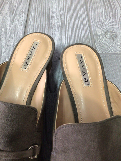 Tahari Mules Suede Size 8.5 New