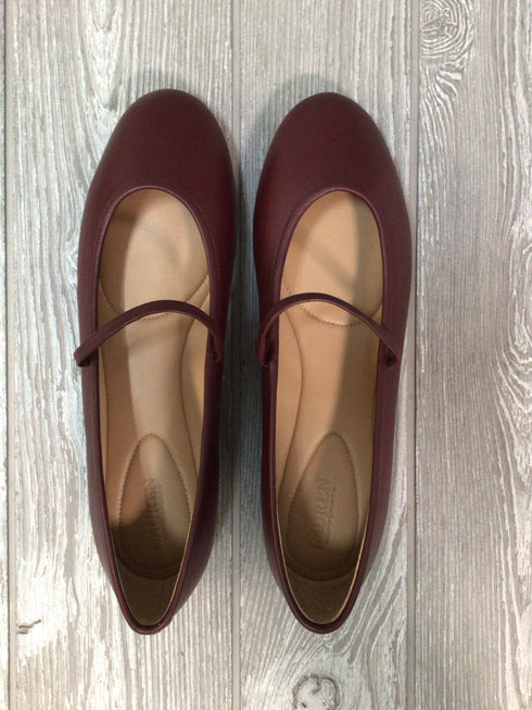Lauren Leather Flats Size 10 New