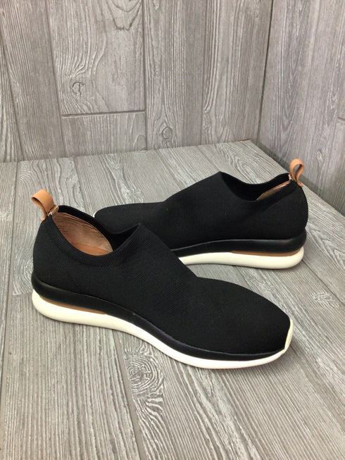 Gentle Souls Elastic Sneakers Size 8