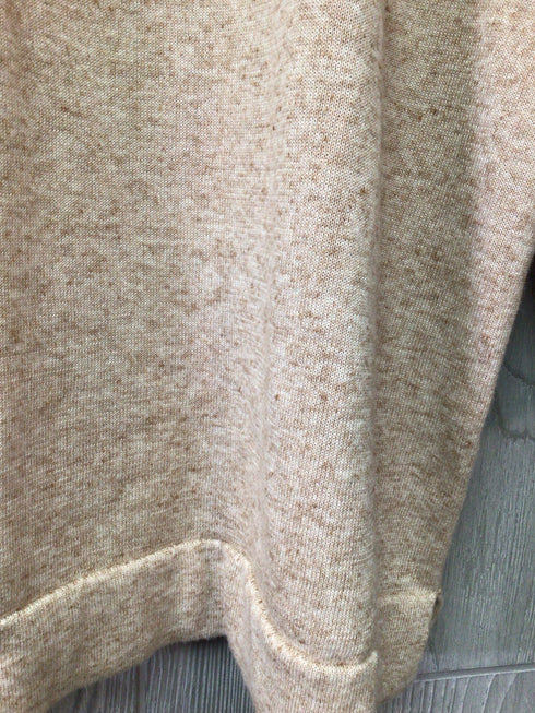 Tuckernuck Sweater Size Medium