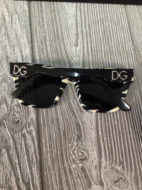 Dolce & Gabbana DG 4384 3372/6G Sunglasses pre-owned