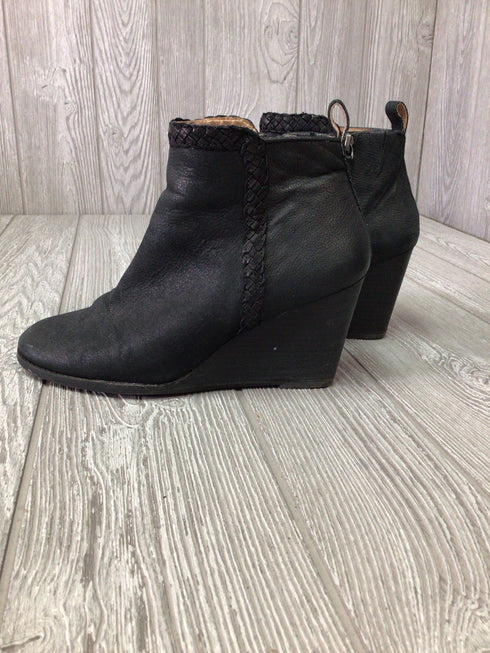 Caslon Ankle Boots Size 8