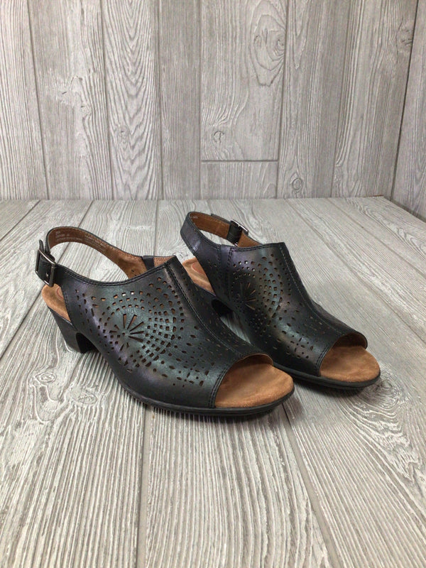 Cobb Hill Sandals Size 8