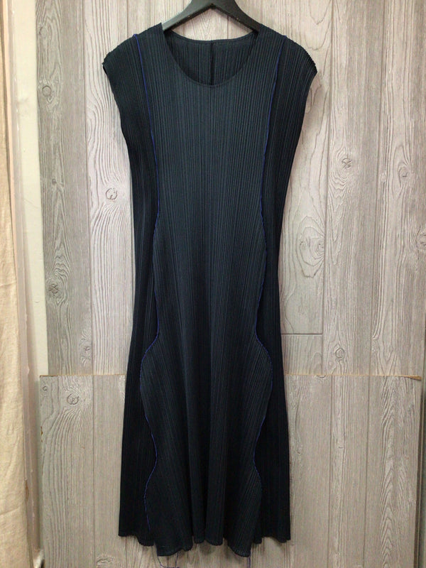 Pleats Please Dress Size Large