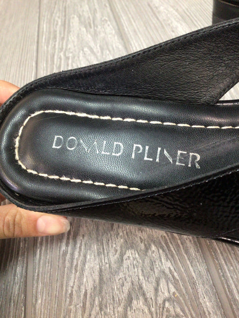 Donald J. Pliner Platform Thong Sandals Size 7.5