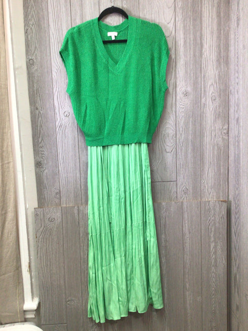 current air Dress + sweater set Size Large