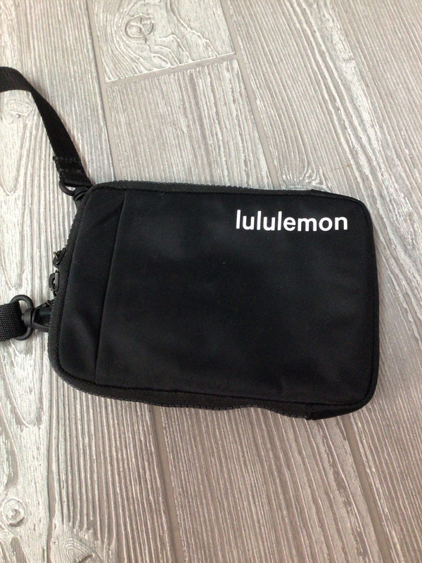 lululemon Crossbody convertible belt bag
